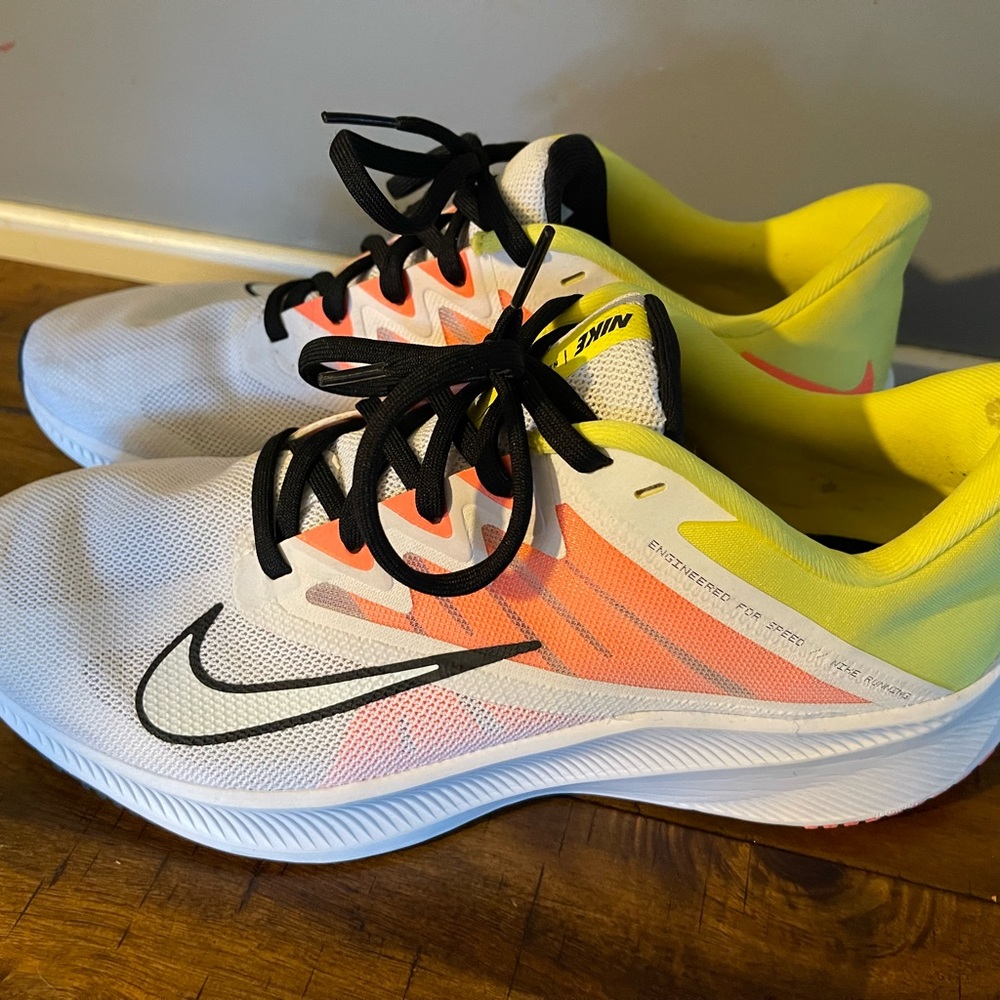 Women’s size 11 shoes